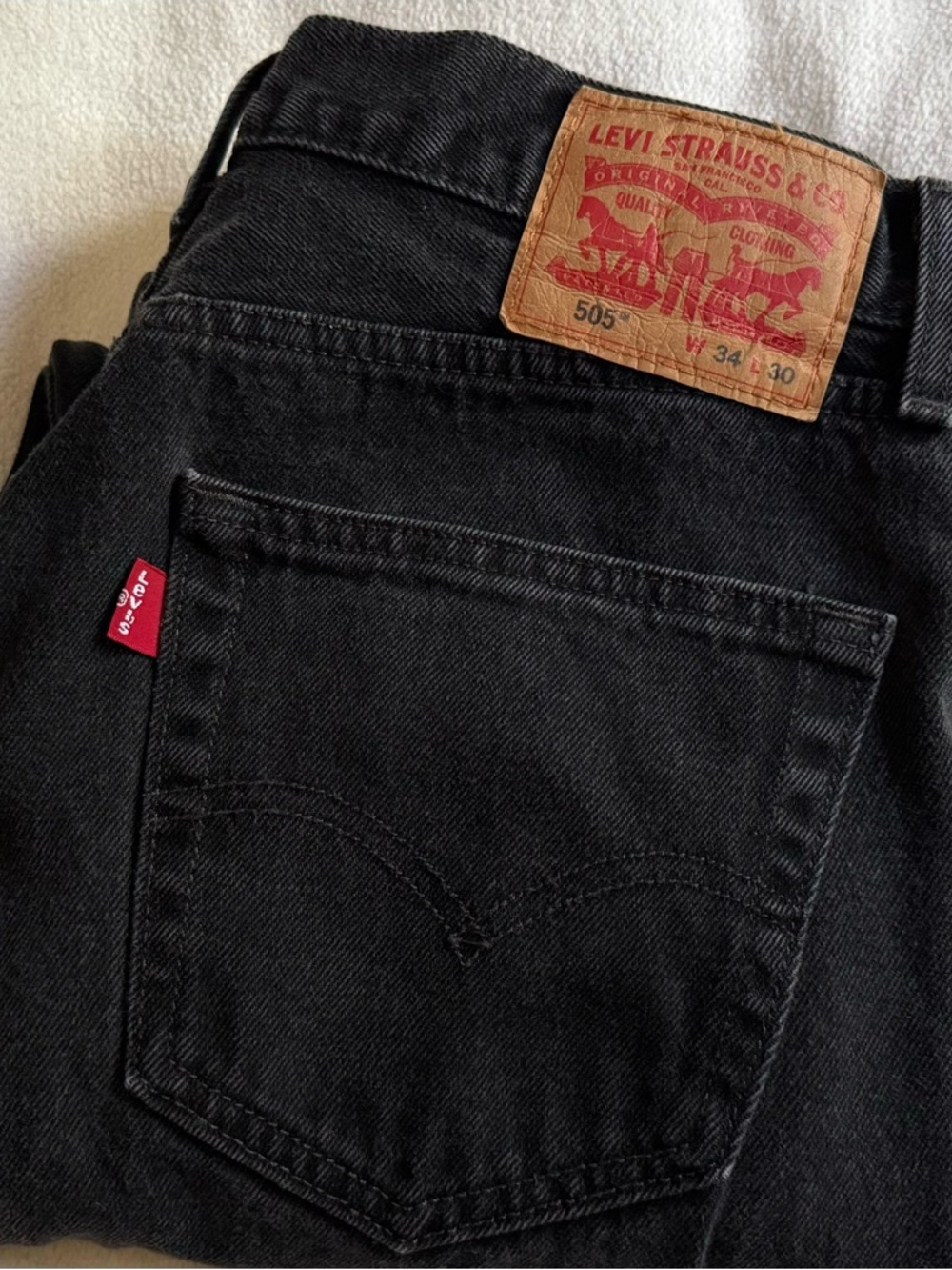 Levi's 505 Straight Men's Black Jeans with Leather Patch
